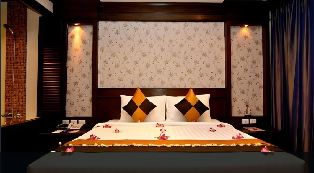 Inactive Rayaburi Hotel Patong