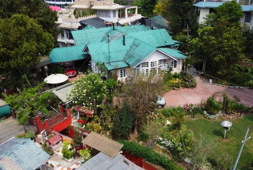 Rock Cliff Home Stay BnB
