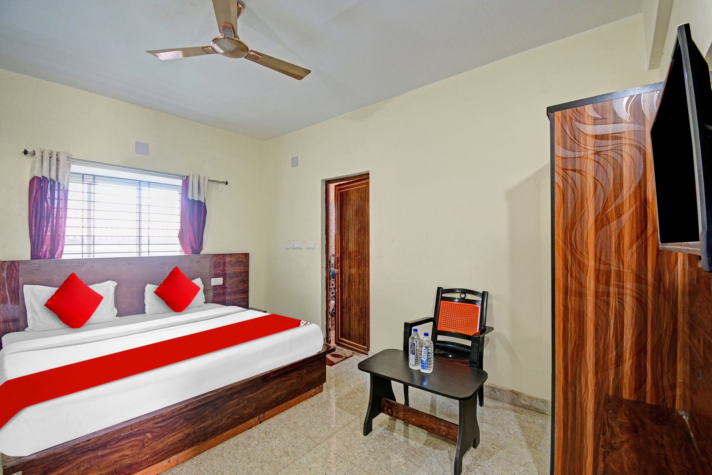 Hotel O SR Residency