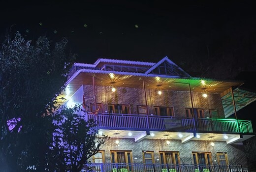 Four Seasons Resort