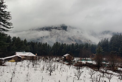 SOMVAN COTTAGE Away From City Hustle