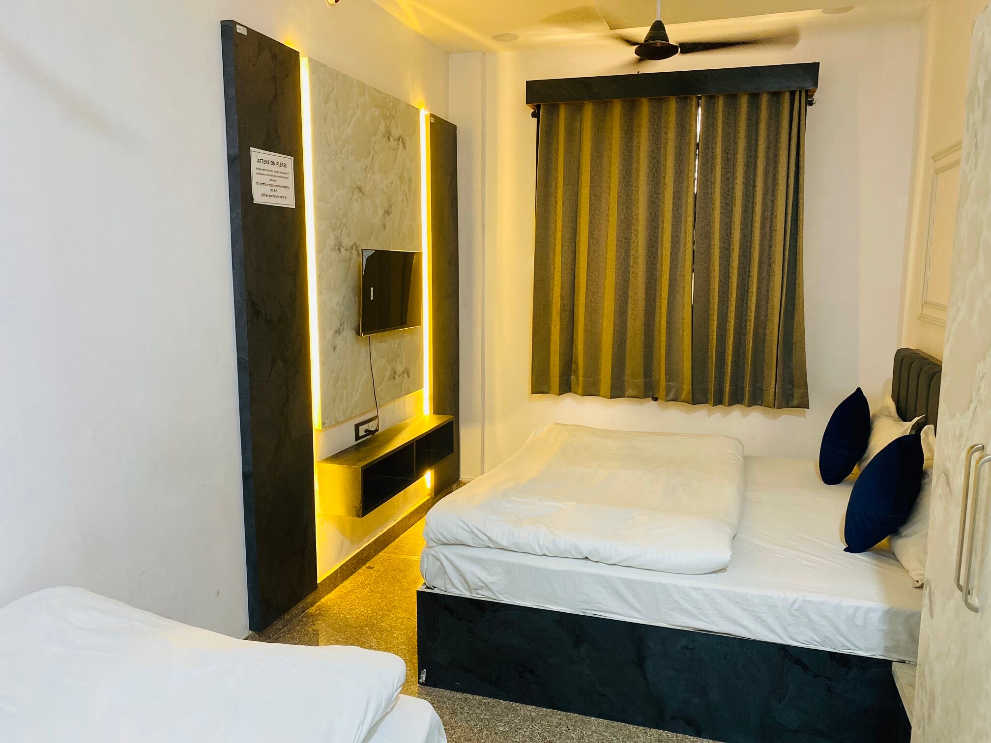 HOTEL LAXMI IMPERIAL