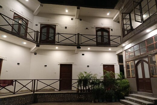 WEST WINDS RESORT AND SPA