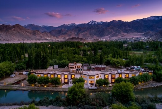 The Nature Residency - A Riverside Resort in Leh