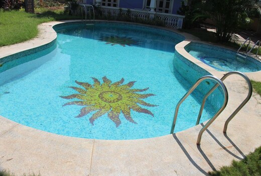 Dona Rosa 2 | Entire 2 BHK Apartment