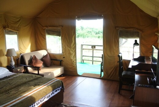 IRAI SAFARI RETREAT