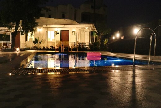 Advikaresort