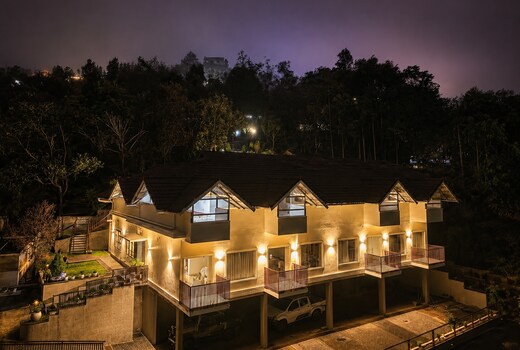 Brookside Munnar | Couples & Family Only