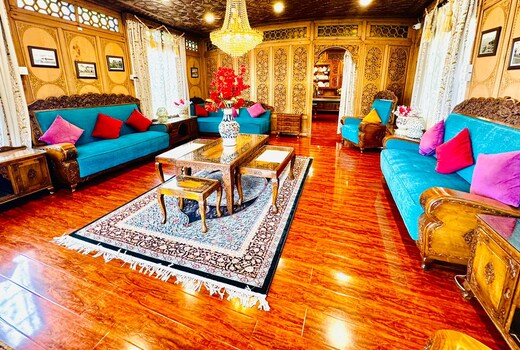 Shabnam Group of Houseboats