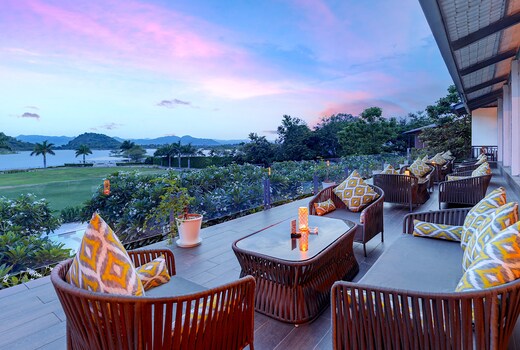 TatSaraasa Lake Resort & Spa