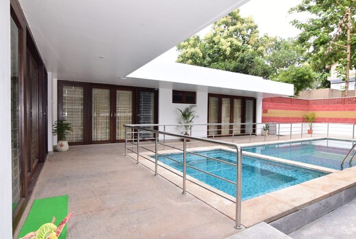 Villa De Lucien with Private pool