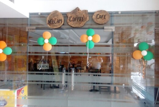 Hotel Neelam Plaza