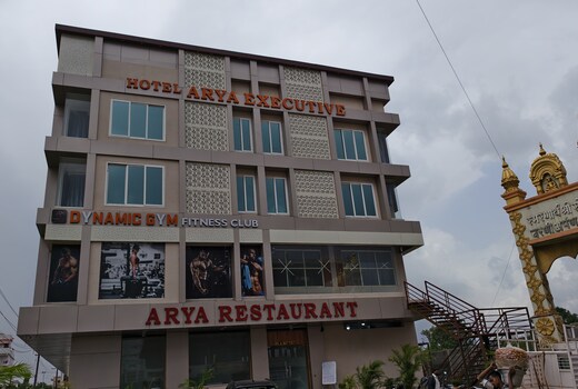 Hotel Arya Executive Pune