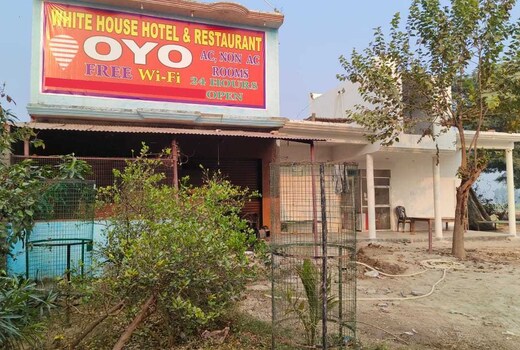 Hotel O White Palace