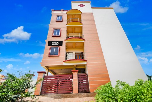 Super Hotel O Dumduma Near DN Regalia Mall