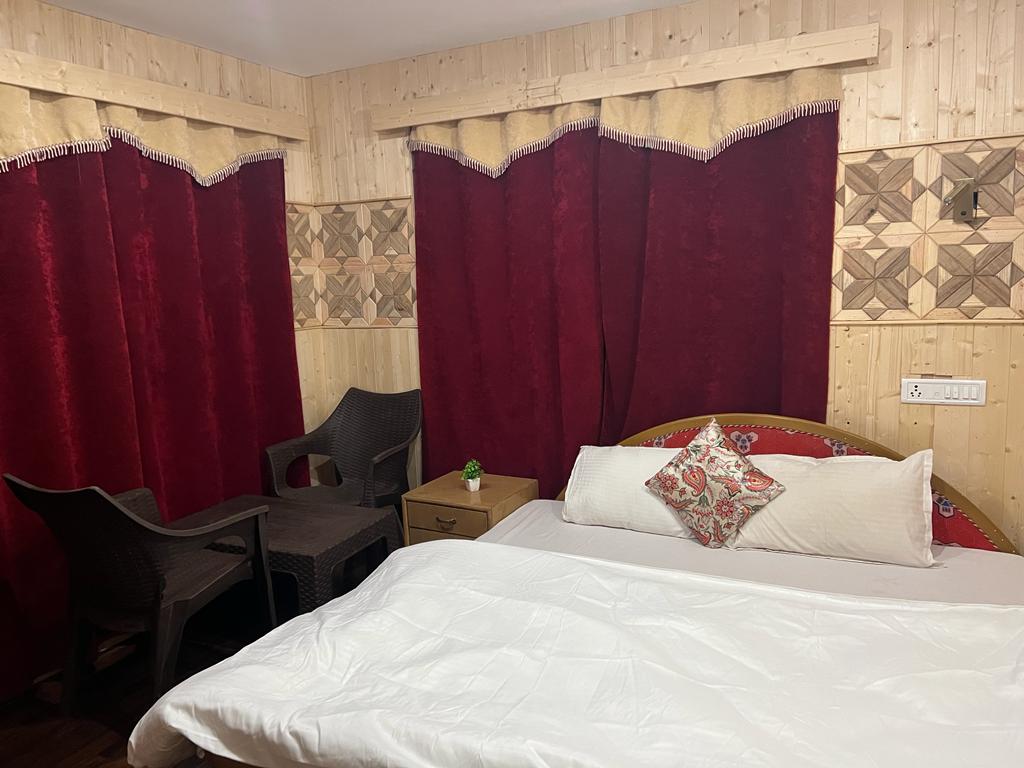 Poshwan GuestHouse