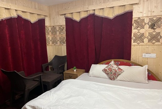 Poshwan GuestHouse