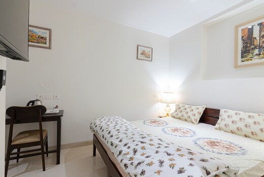 Cozy Holiday Home in Chhattarpur