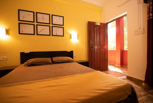 Cherry Blossom Hideaway Room
