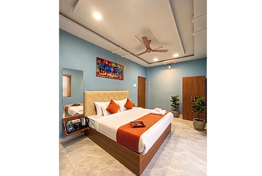 Hotel Prime Access