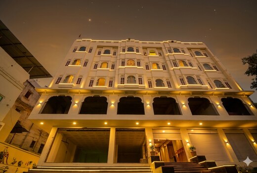 Aaram Mahal Heritage Hotel-City Centre
