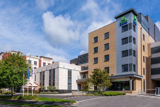 Holiday Inn Express Dublin-Airport