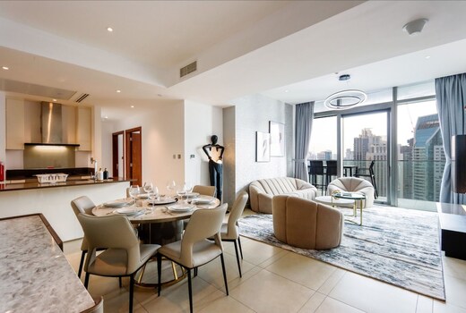 ELIVAAS Curated Sleek 3BR at Marina Gate | Marina Views