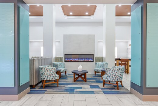 Holiday Inn Express & Suites WILLIAMSBURG