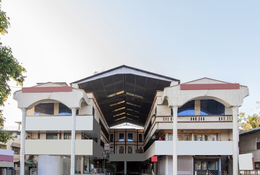 Hotel O Santushti