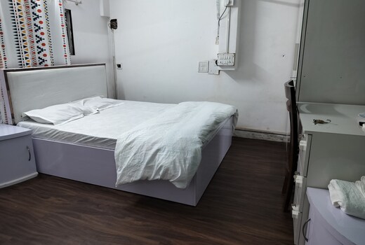 Cozy Private room for 2 pax in Condo/ Bungalow