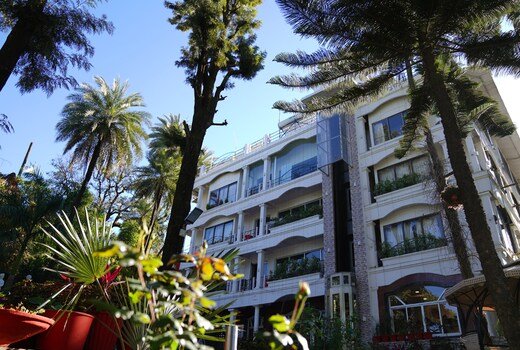 Sheratone - A Luxury Hotel