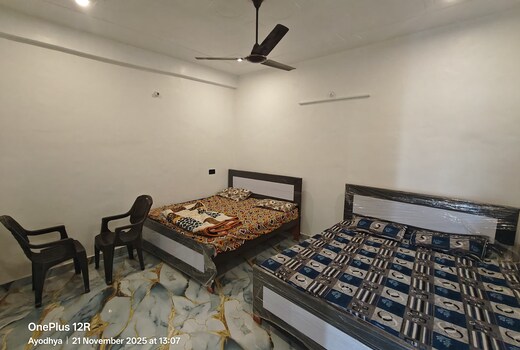 Karuna Nidhan Home Stay