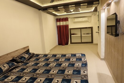 Varuna home stay