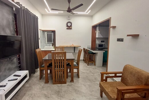 Delloos One Bedroom Serviced Apartment
