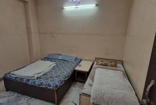 Shri Choudhary guest house