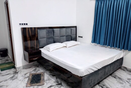 Saavi Home Stay