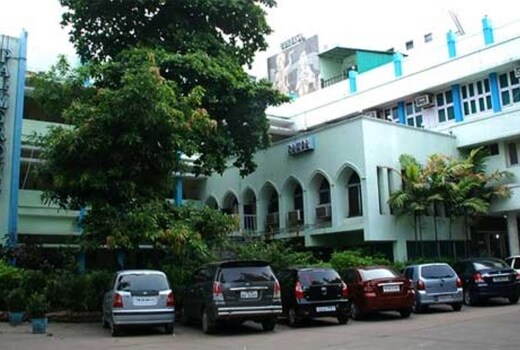 HOTEL PALMGROVE