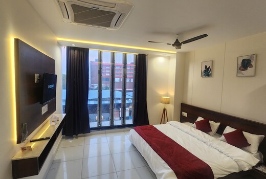 Hotel Aasra Inn