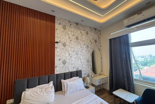 Trovero Suites - Luxury Studios at Paramount