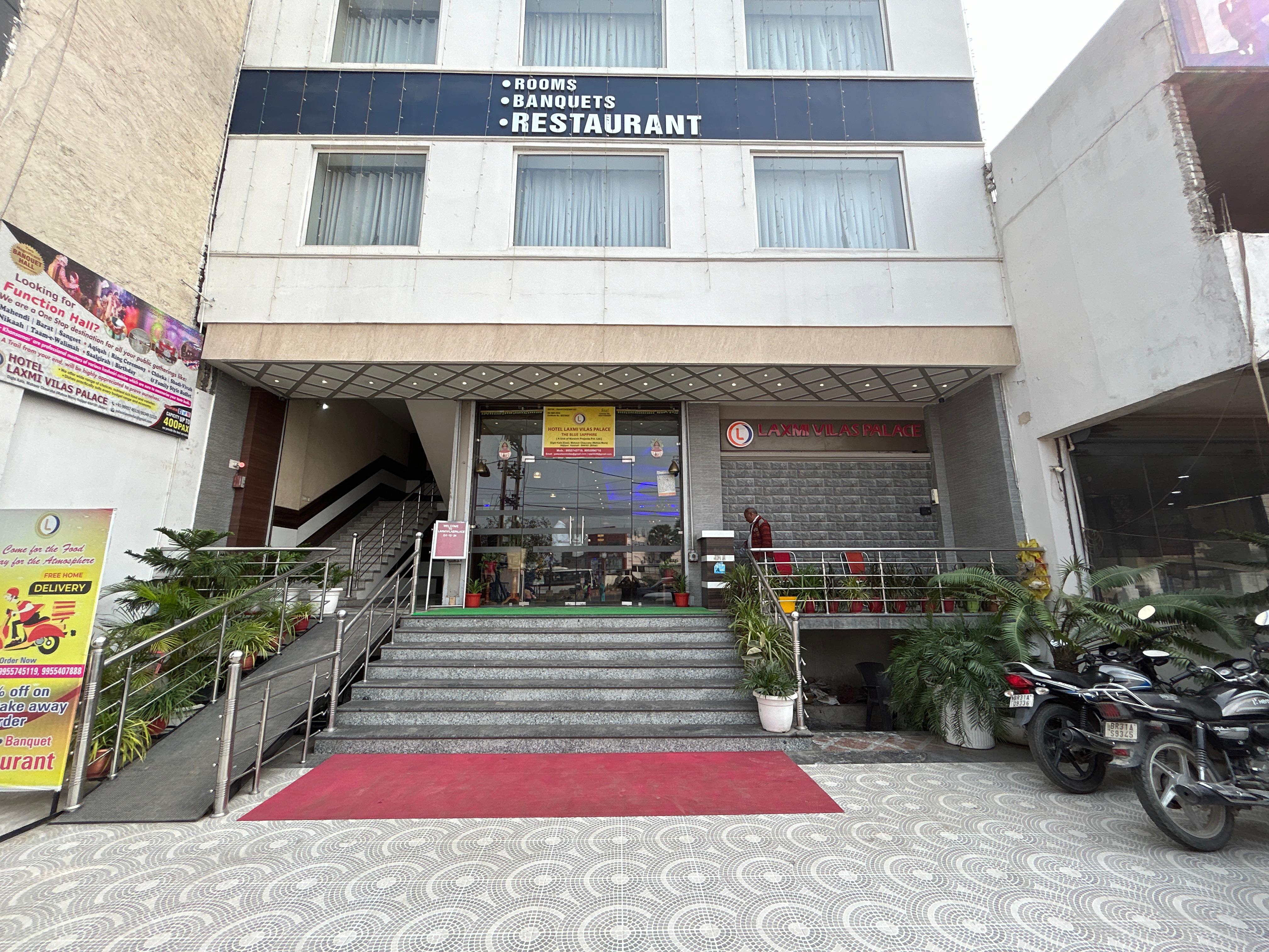 Hotel Laxmi Vilas Palace