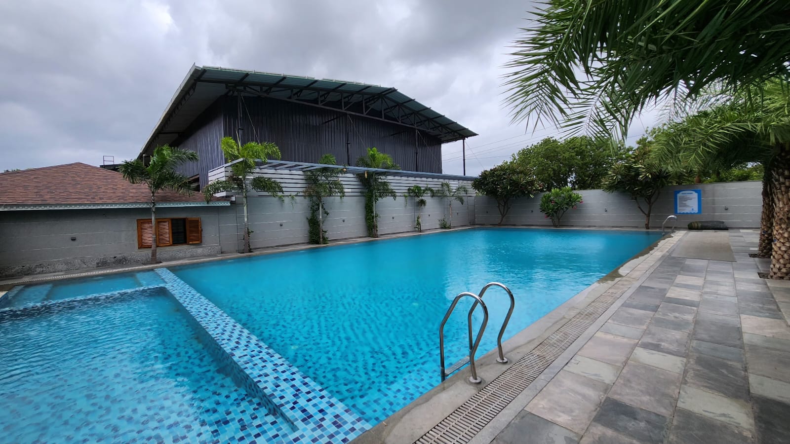 The pavilion park resort