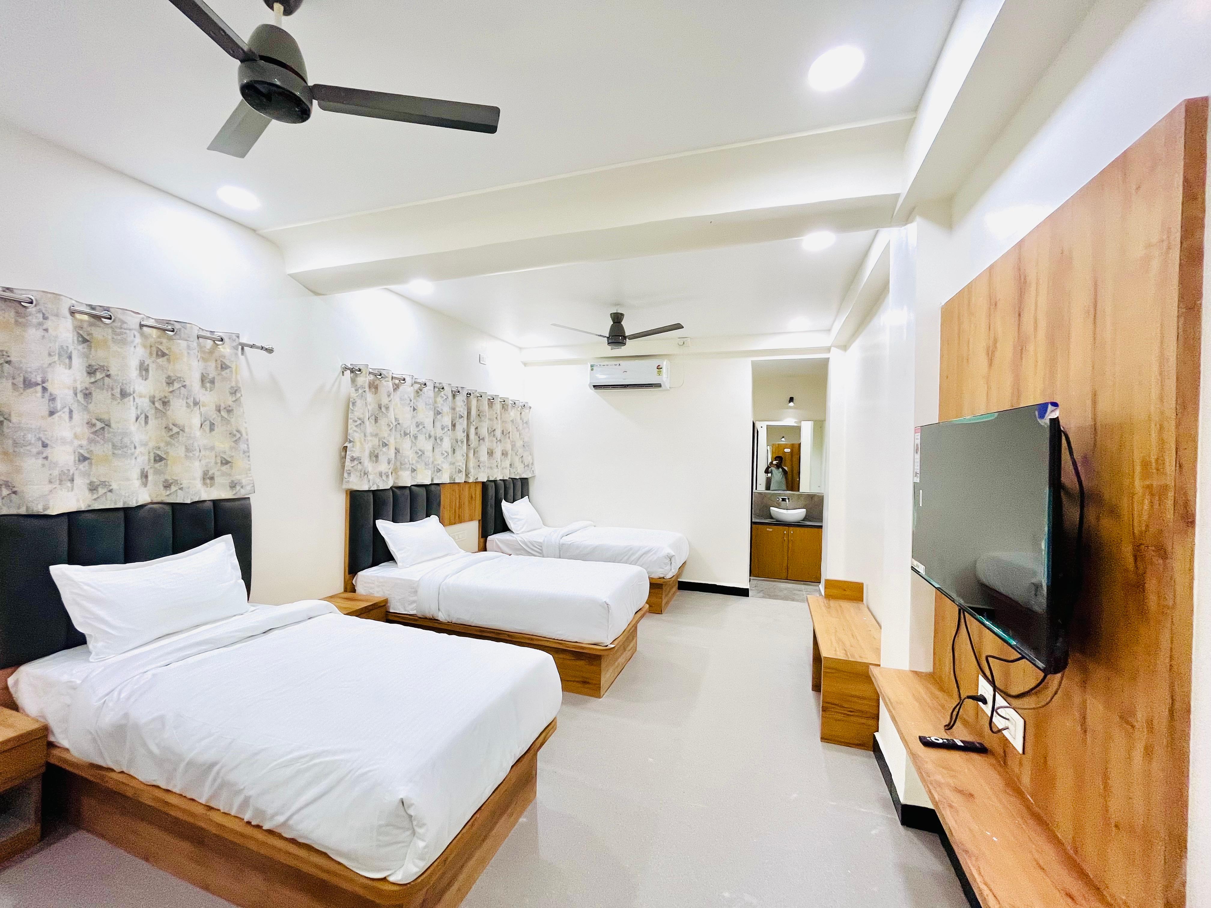 BHAVANI EXECUTIVE & LODGE
