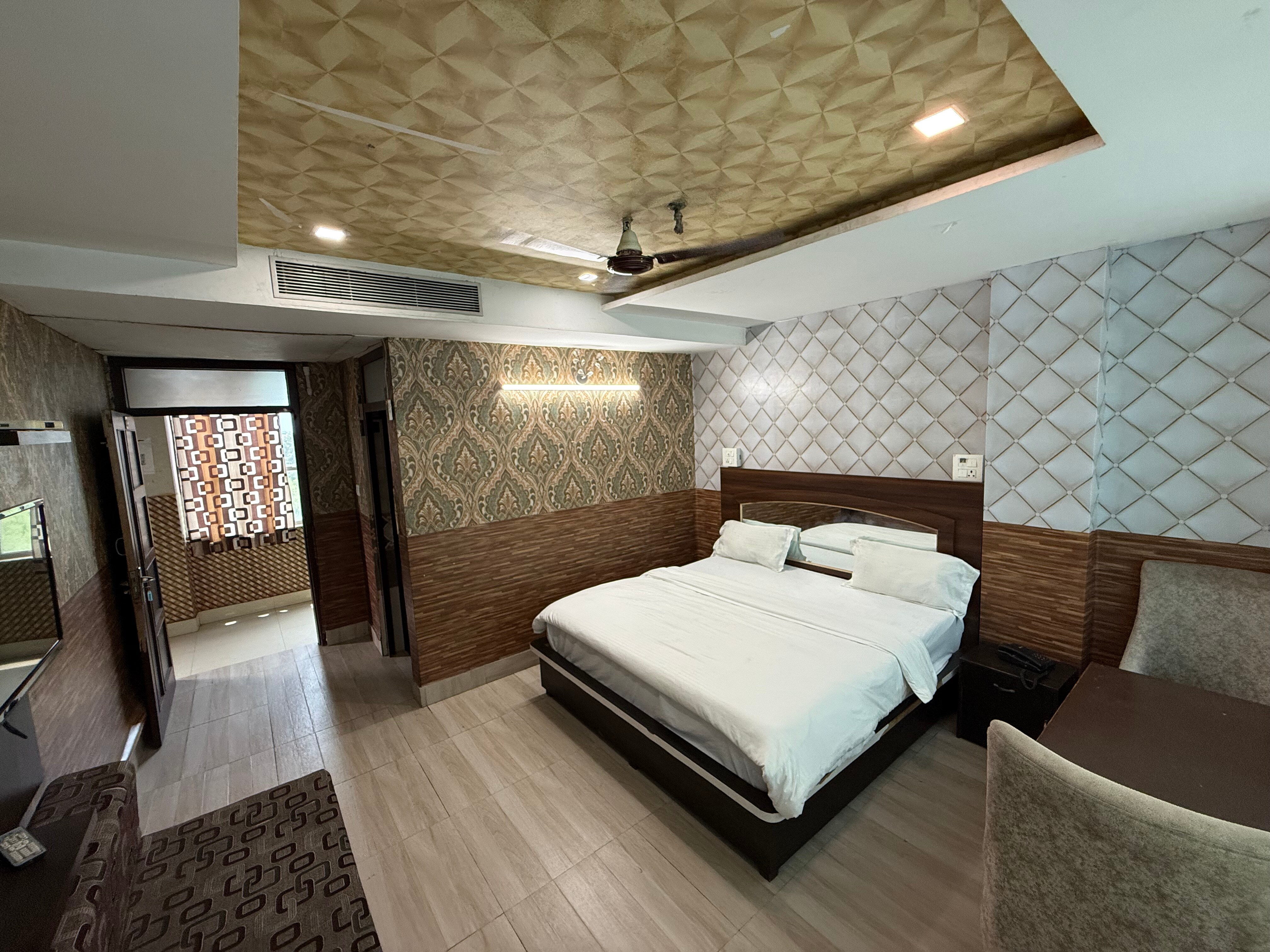 Hotel HD Residency (A Unit By Hotel Harbans)