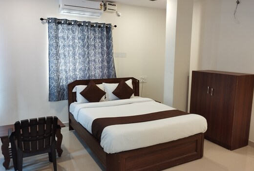 HOTEL VIRAT GRAND