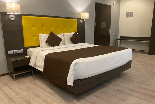 Hotel Mumbai House Airoli, Navi Mumbai