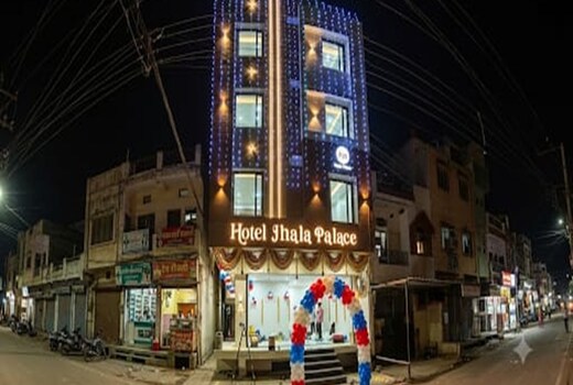 Hotel Jhala Palace near Nanakheda Bus stand