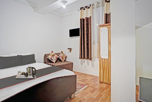 Hotel O Laxmi Niwas