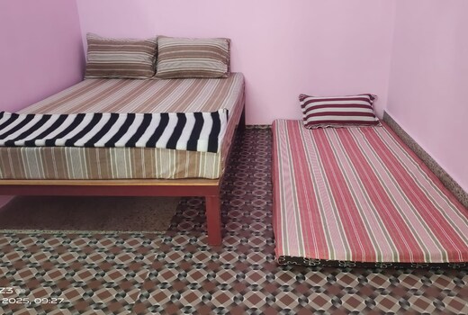 Shree Chendur Rooms