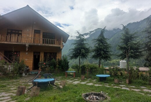 Alpine Homes Woodhouse Cafe