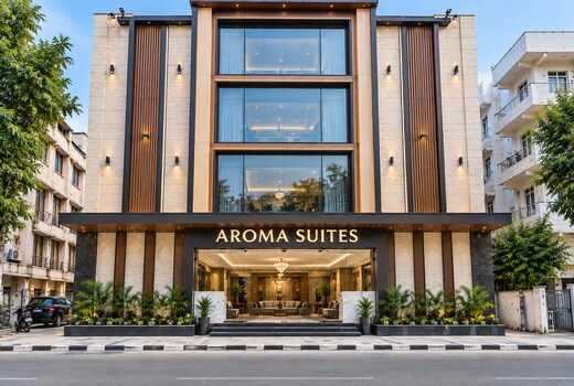 Hotel Aroma Suites @ Delhi Airport